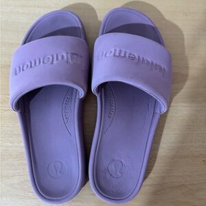 Lululemon Athletica Purple Sandals Modern Slip-On Design